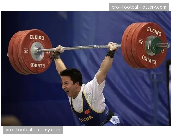 数据分析：抓举与挺举成绩相关性研究，揭示制胜关键