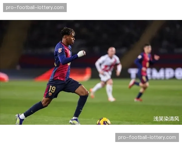 亚马尔加泰德比闪耀，18岁天才百场里程碑传射